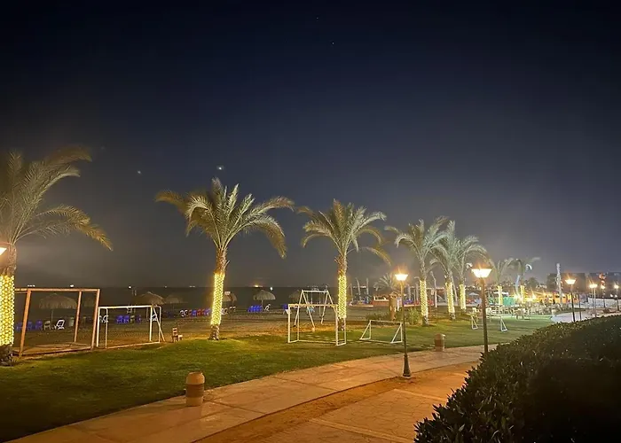 العين السخنة Palm عائلات فقط Chalet *