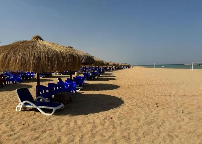 العين السخنة Palm عائلات فقط *